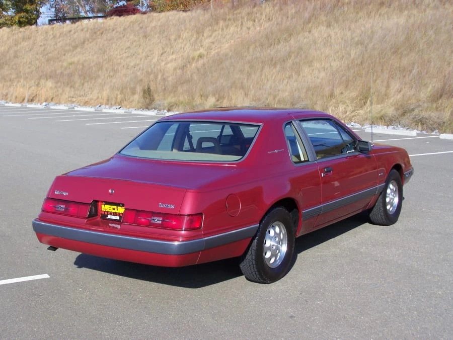 1984 Ford Thunderbird 9th Gen - Image 11 of 12