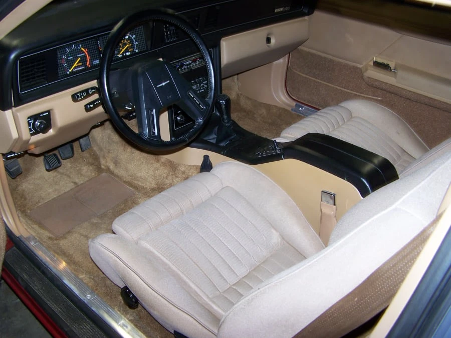 1984 Ford Thunderbird 9th Gen - Image 3 of 12