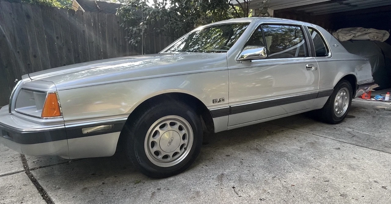 1984 Ford Thunderbird 9th Gen - Image 11 of 21