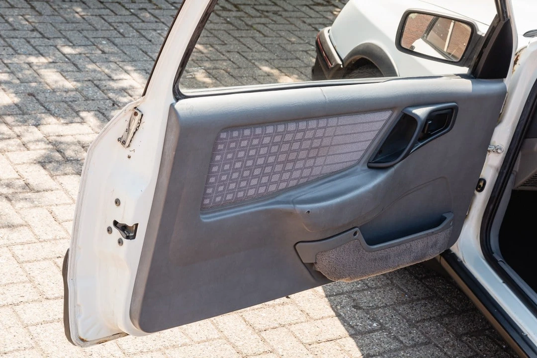 1984 Ford Sierra 1st Gen - Image 17 of 30