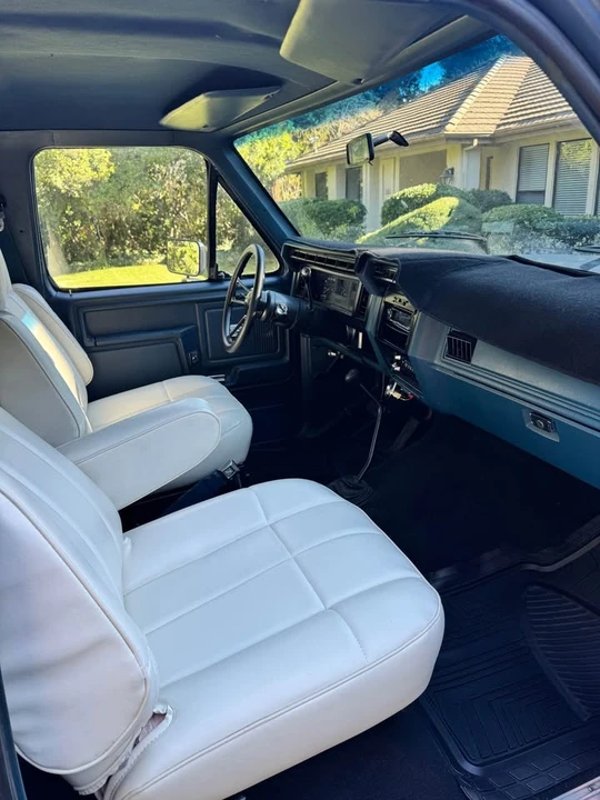 1984 Ford Bronco 3rd Gen - Image 10 of 15