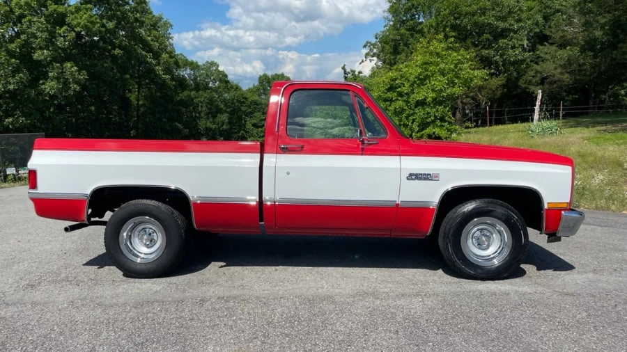 1984 GMC C/K 3rd Gen - Image 2 of 23