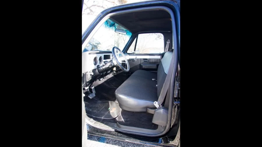 1984 GMC C/K 3rd Gen - Image 5 of 12