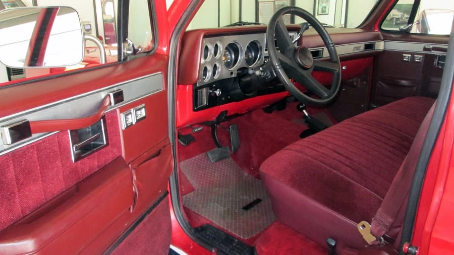 1984 GMC C/K 3rd Gen - Image 3 of 4