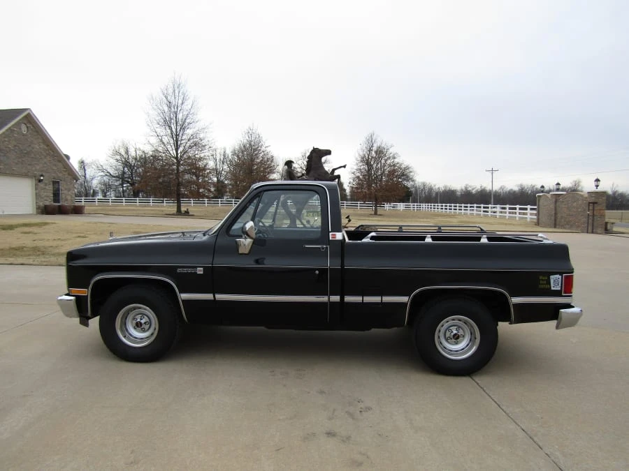 1984 GMC C/K 3rd Gen - Image 2 of 11