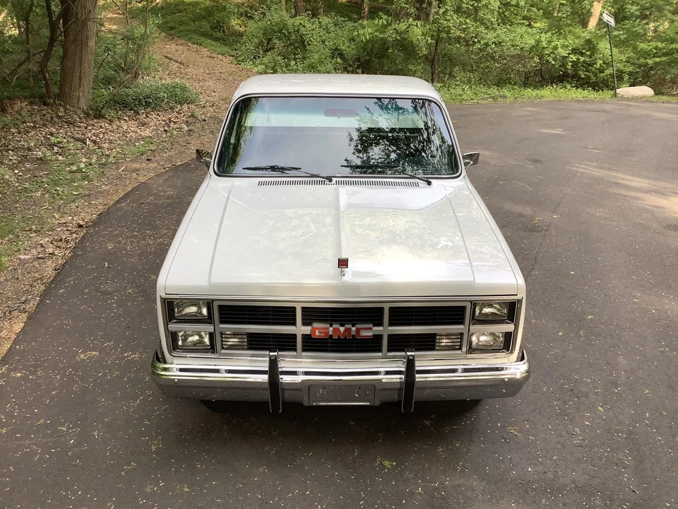 1984 GMC C/K 3rd Gen - Image 4 of 31