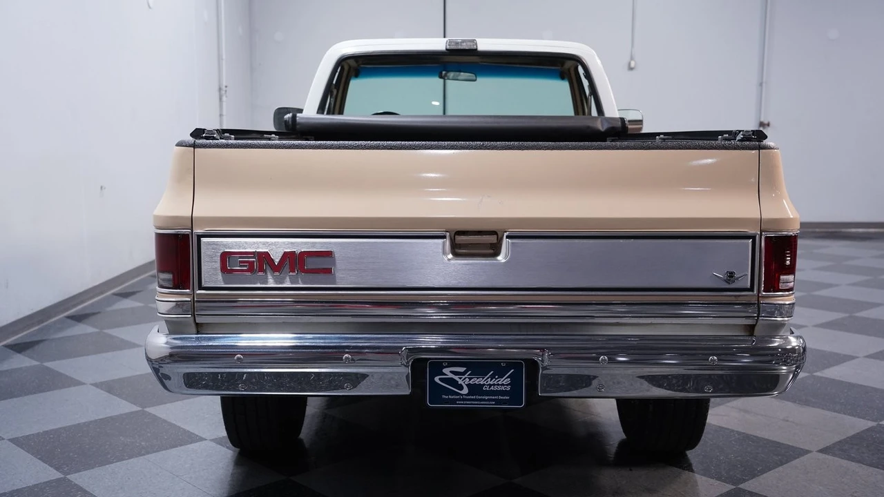 1984 GMC C/K 3rd Gen - Image 9 of 12