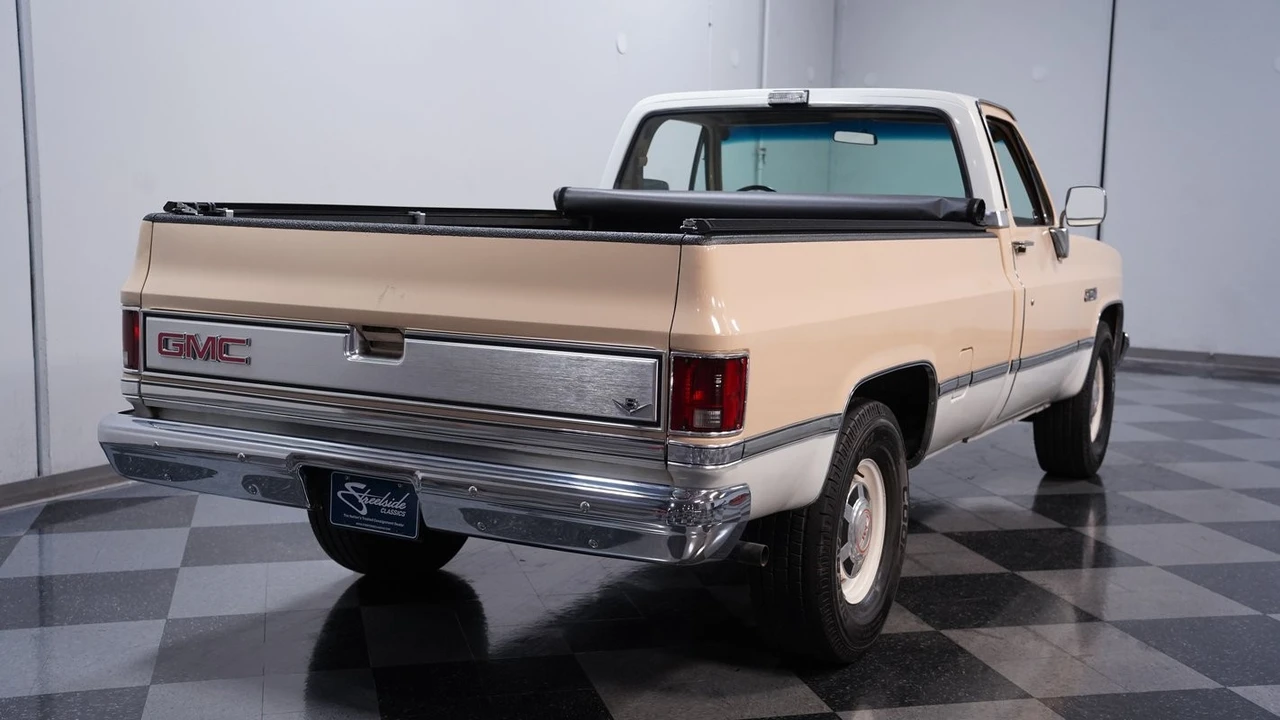 1984 GMC C/K 3rd Gen - Image 10 of 12