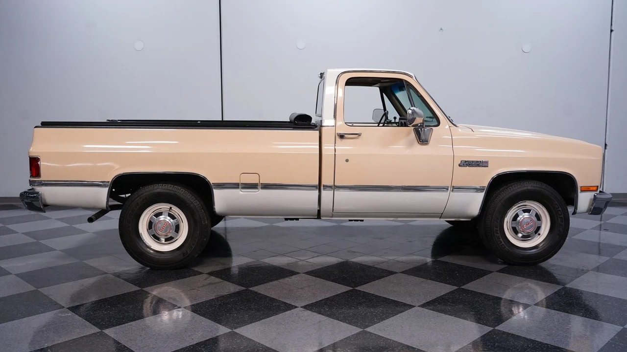 1984 GMC C/K 3rd Gen - Image 12 of 12