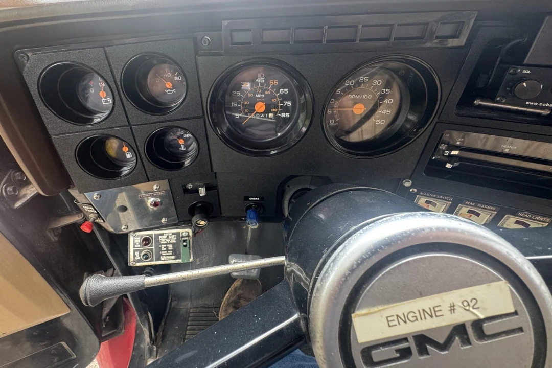 1984 GMC TopKick - Image 5 of 6