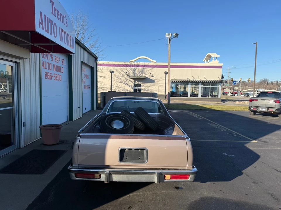 1984 GMC Sprint/Caballero - Image 6 of 21