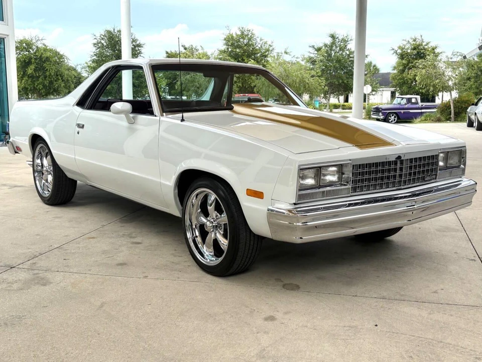 1984 GMC Sprint/Caballero - Image 4 of 31