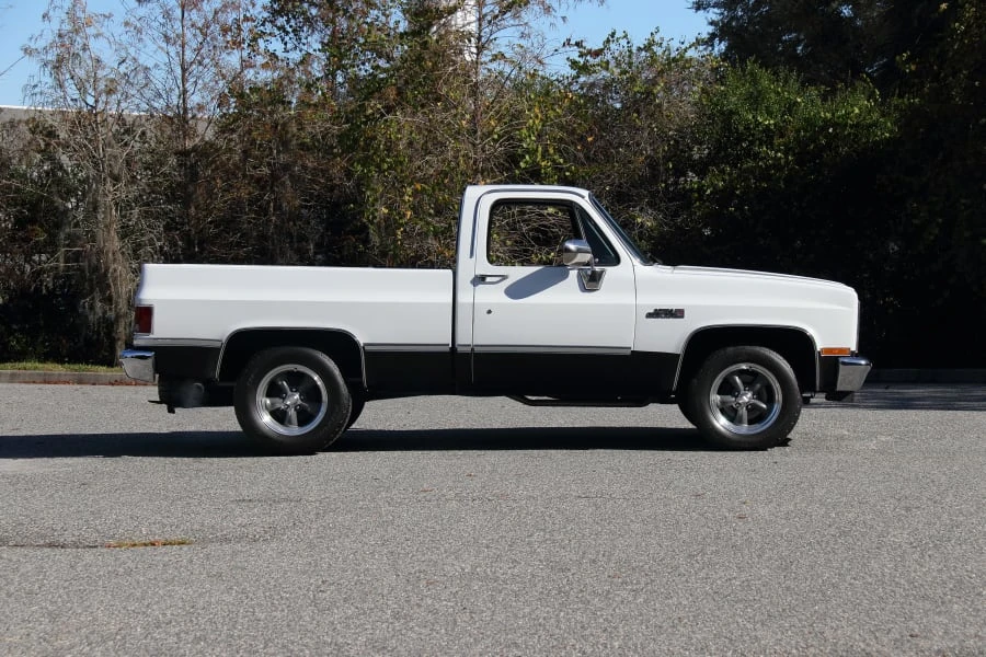 1984 GMC C/K 3rd Gen - Image 2 of 27