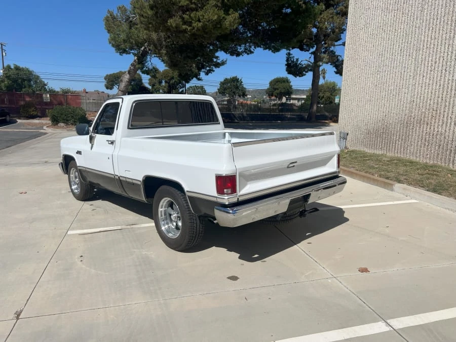 1984 GMC C/K 3rd Gen - Image 6 of 23