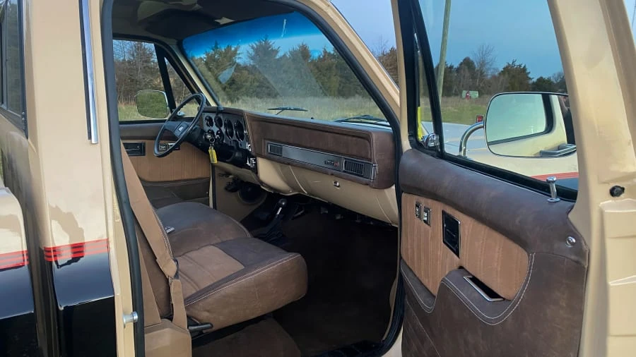 1984 GMC C/K 3rd Gen - Image 14 of 14