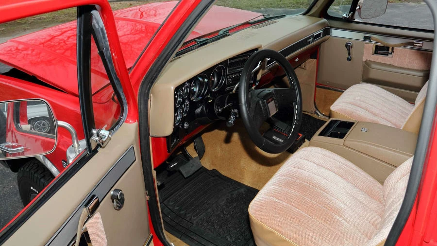 1984 GMC Jimmy 2nd Gen - Image 4 of 21
