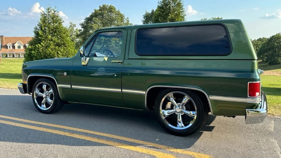 1984 GMC Jimmy 2nd Gen - Image 11 of 31