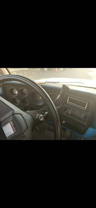1984 GMC Jimmy 2nd Gen - Image 4 of 10