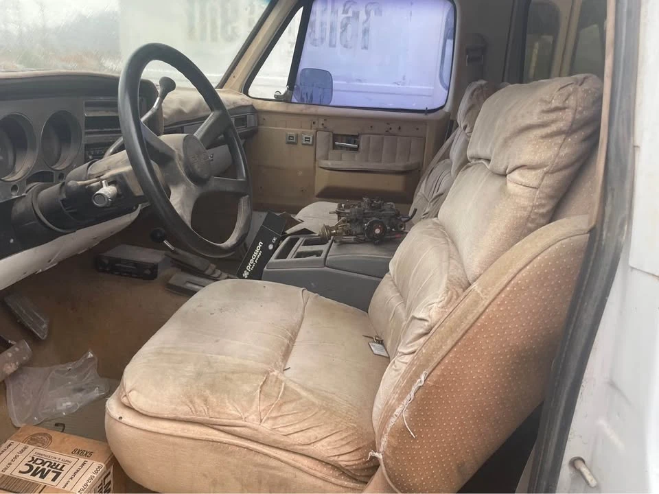 1984 GMC Jimmy 2nd Gen - Image 9 of 10
