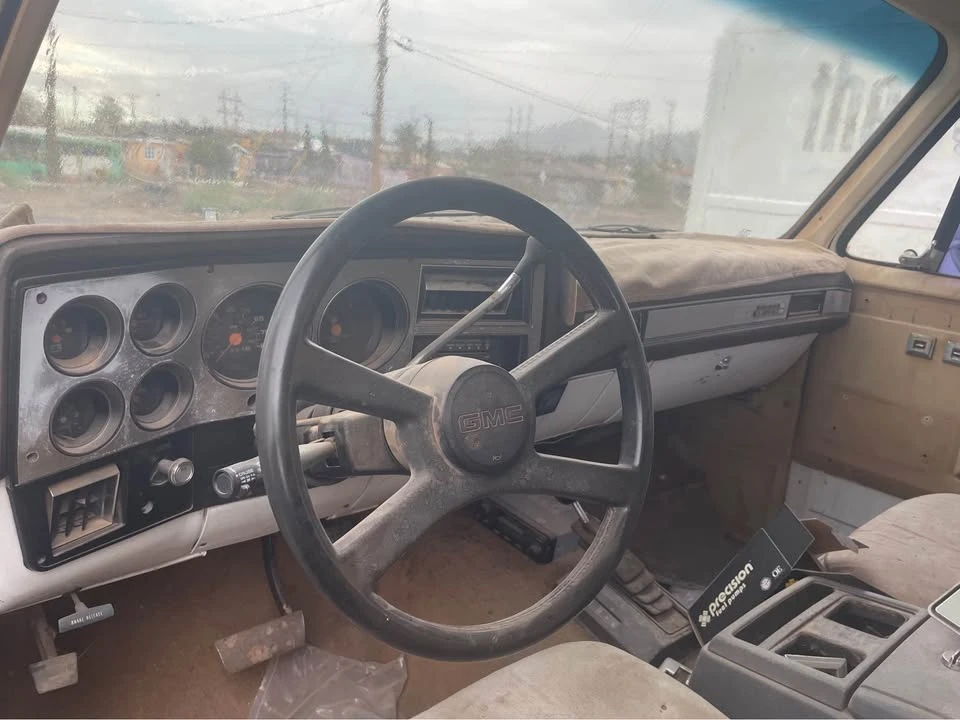 1984 GMC Jimmy 2nd Gen - Image 5 of 10