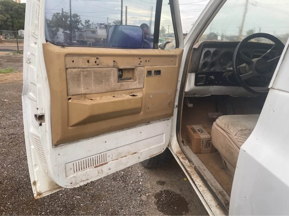 1984 GMC Jimmy 2nd Gen - Image 6 of 10