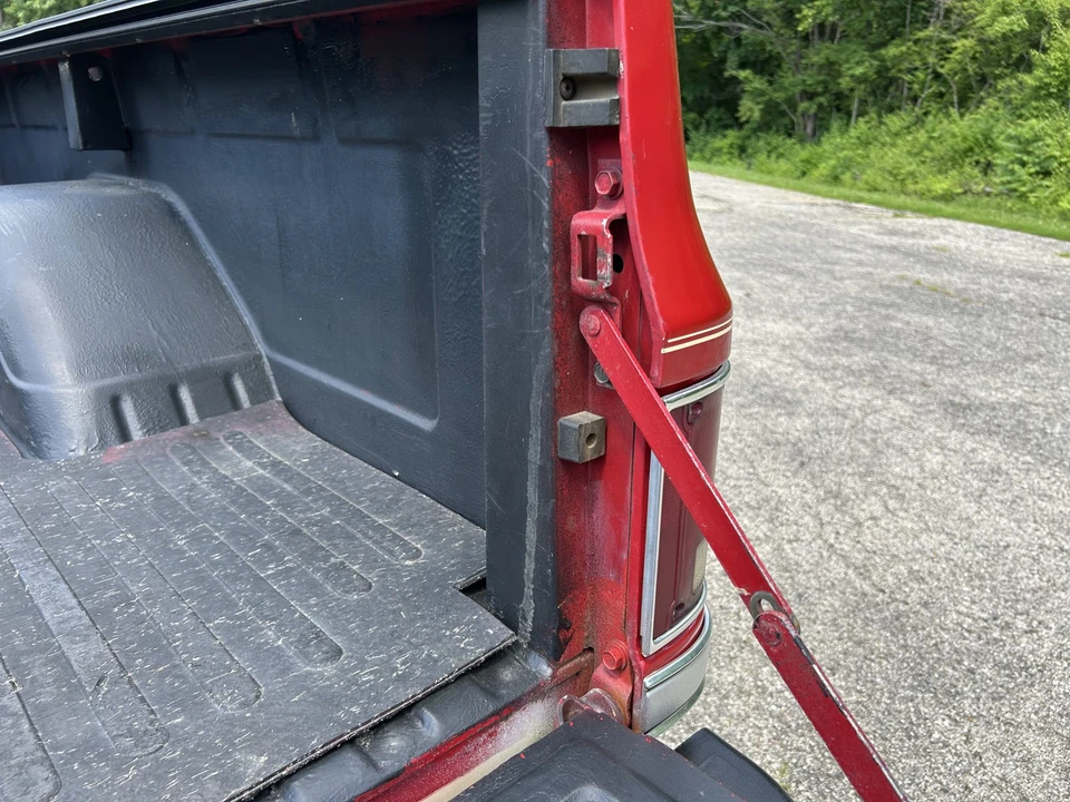1984 GMC C/K 3rd Gen - Image 29 of 31