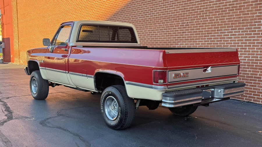 1984 GMC C/K 3rd Gen - Image 3 of 9