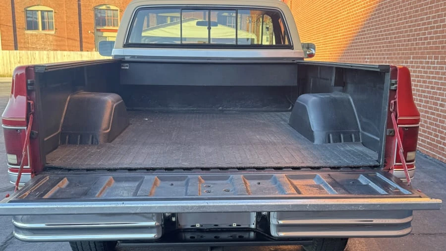 1984 GMC C/K 3rd Gen - Image 4 of 9