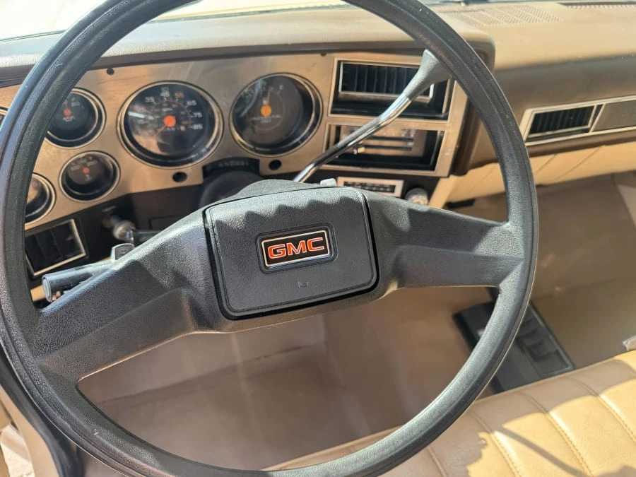 1984 GMC C/K 3rd Gen - Image 6 of 11
