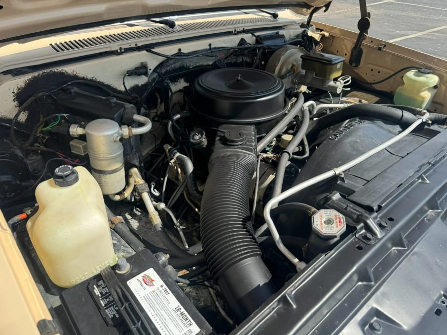 1984 GMC C/K 3rd Gen - Image 9 of 11