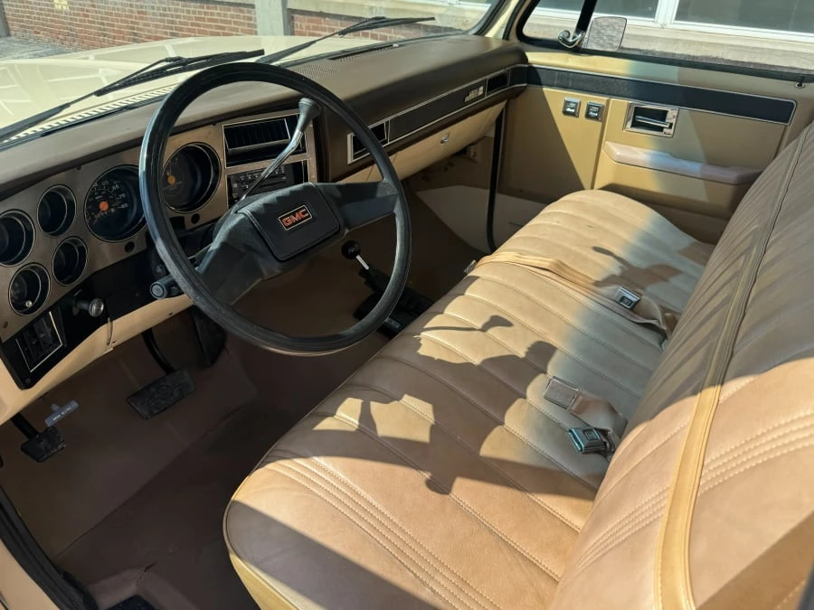 1984 GMC C/K 3rd Gen - Image 7 of 11