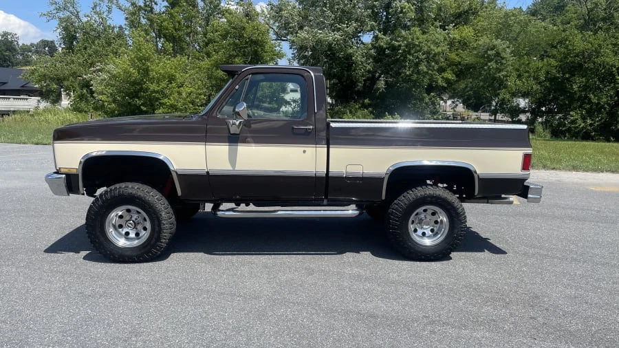 1984 GMC C/K 3rd Gen - Image 2 of 14