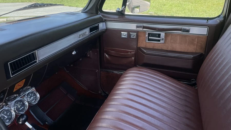 1984 GMC C/K 3rd Gen - Image 10 of 14