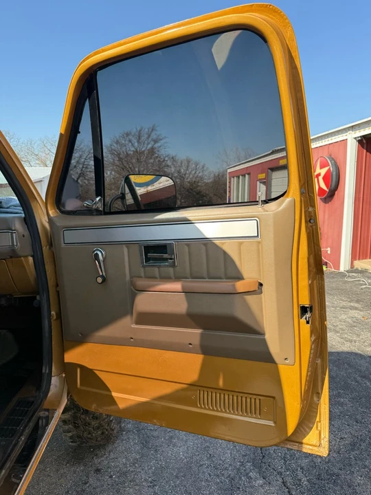 1984 GMC C/K 3rd Gen - Image 14 of 21