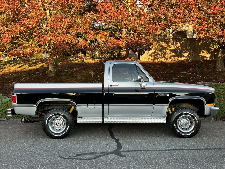 1984 GMC Sierra 1st Gen - Image 26 of 31