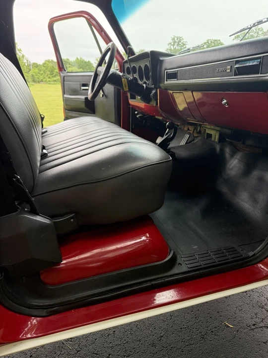 1984 GMC C/K 3rd Gen - Image 8 of 12