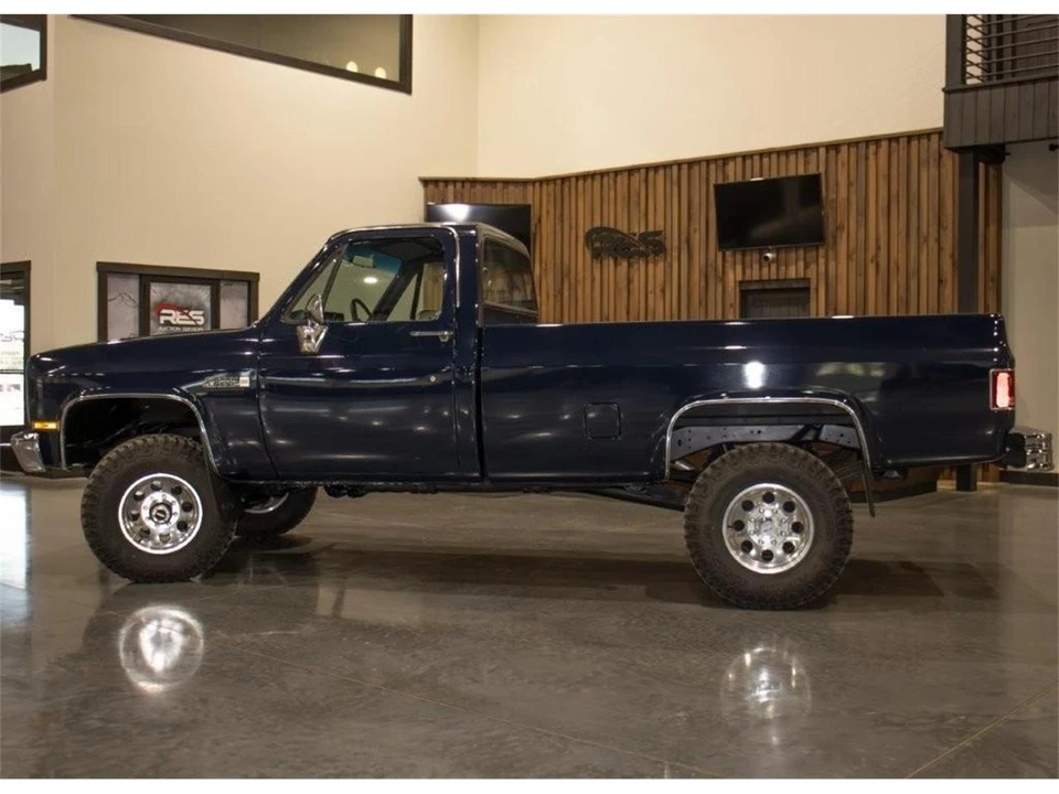1984 GMC C/K 3rd Gen - Image 3 of 31