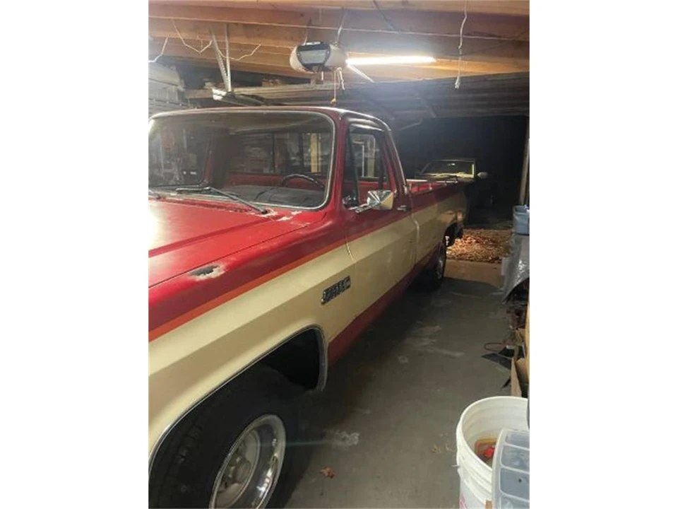 1984 GMC C/K 3rd Gen - Image 3 of 5