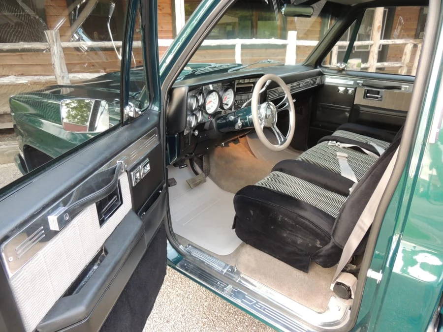 1984 GMC C/K 3rd Gen - Image 10 of 18