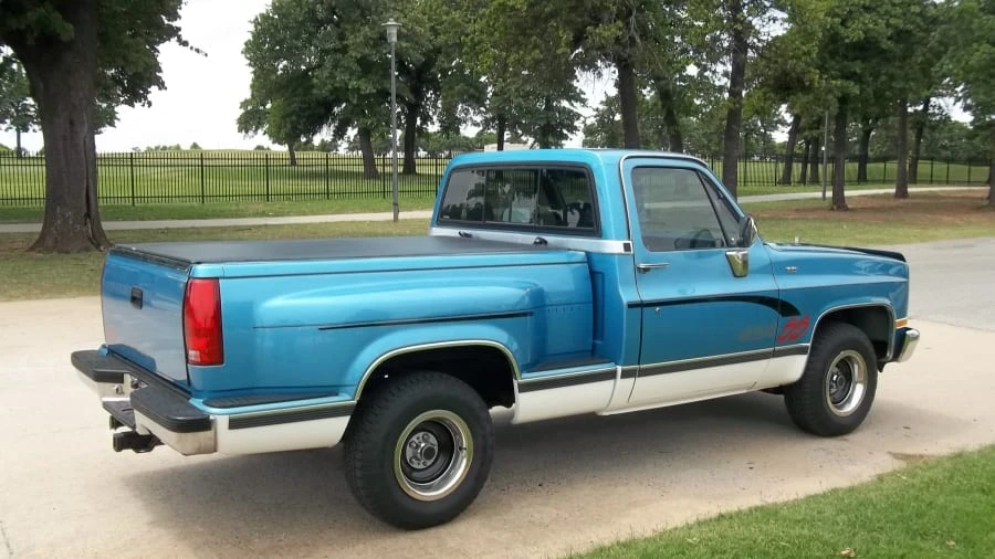 1984 GMC C/K 3rd Gen - Image 2 of 13