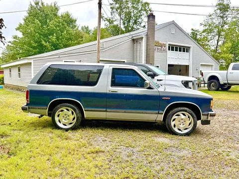 1984 GMC S-15 Jimmy 2WD