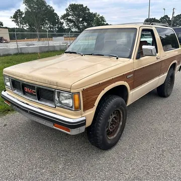 1984 GMC S-15 Jimmy Woody