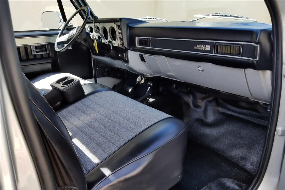 1984 GMC C/K 3rd Gen - Image 4 of 5