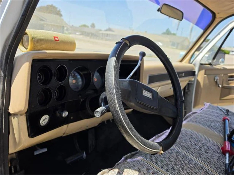 1984 GMC C/K 3rd Gen - Image 9 of 15