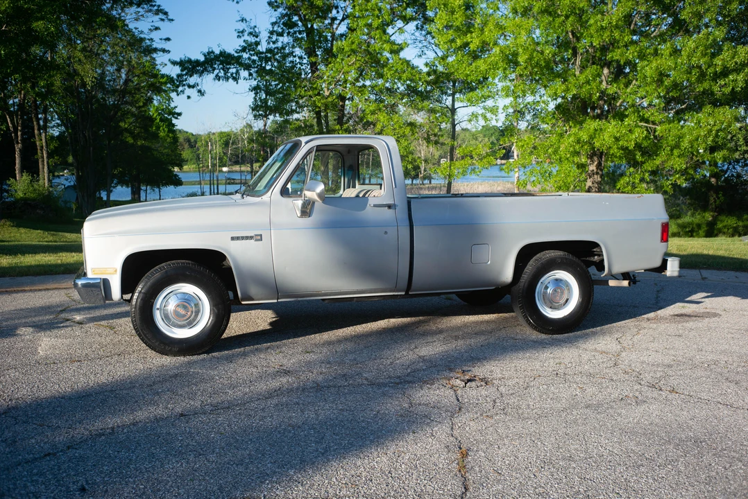 1984 GMC C/K 3rd Gen - Image 8 of 31
