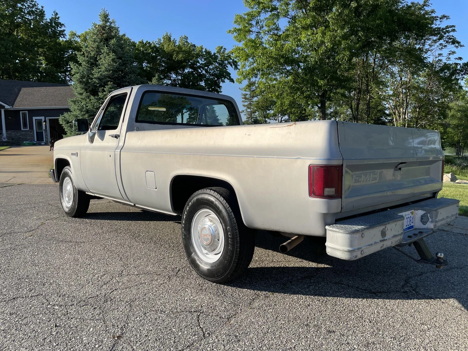 1984 GMC C/K 3rd Gen - Image 11 of 31