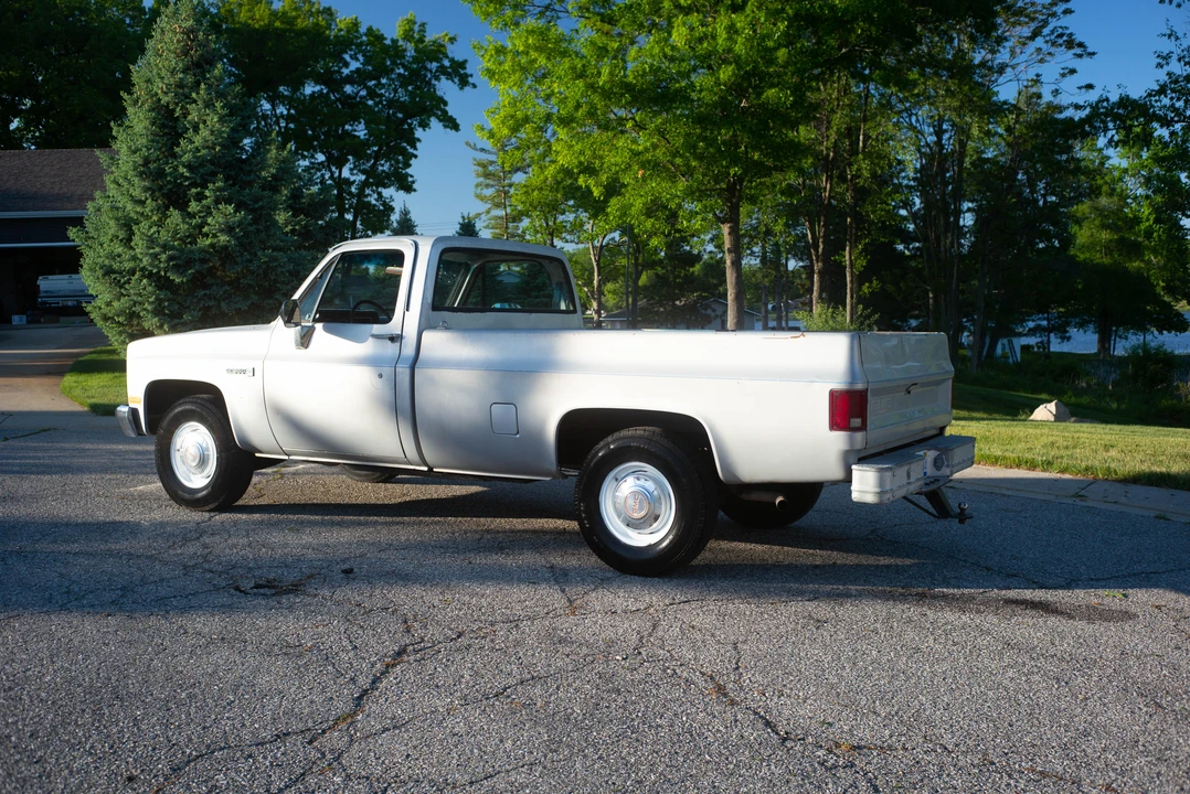 1984 GMC C/K 3rd Gen - Image 9 of 31