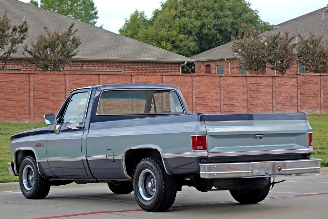 1984 GMC C/K 3rd Gen - Image 4 of 5