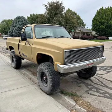 1984 GMC Sierra Classic 1500 Regular Cab SL Pickup