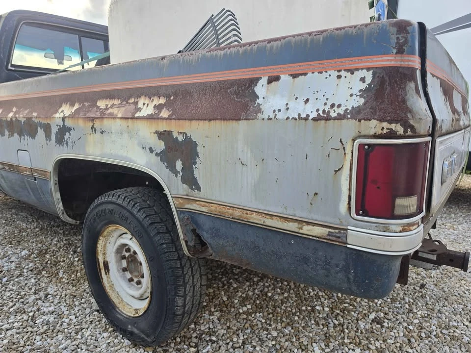 1984 GMC C/K 3rd Gen - Image 9 of 19